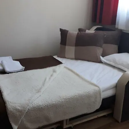 Gardens D36 Apartment *